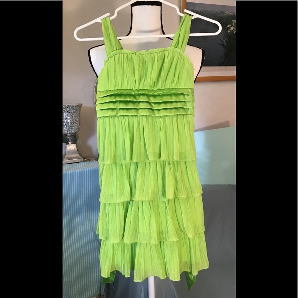 🚼My Michelle shiny green dress. Size 10 Girls